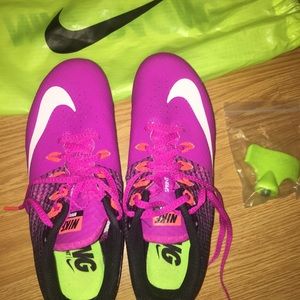 WOMENS US SZ 8 NIKE RUNNING INDOOR/ OUTDOOR TRACK